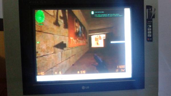 Main Counter Strike Condition Zero di TV Tabung